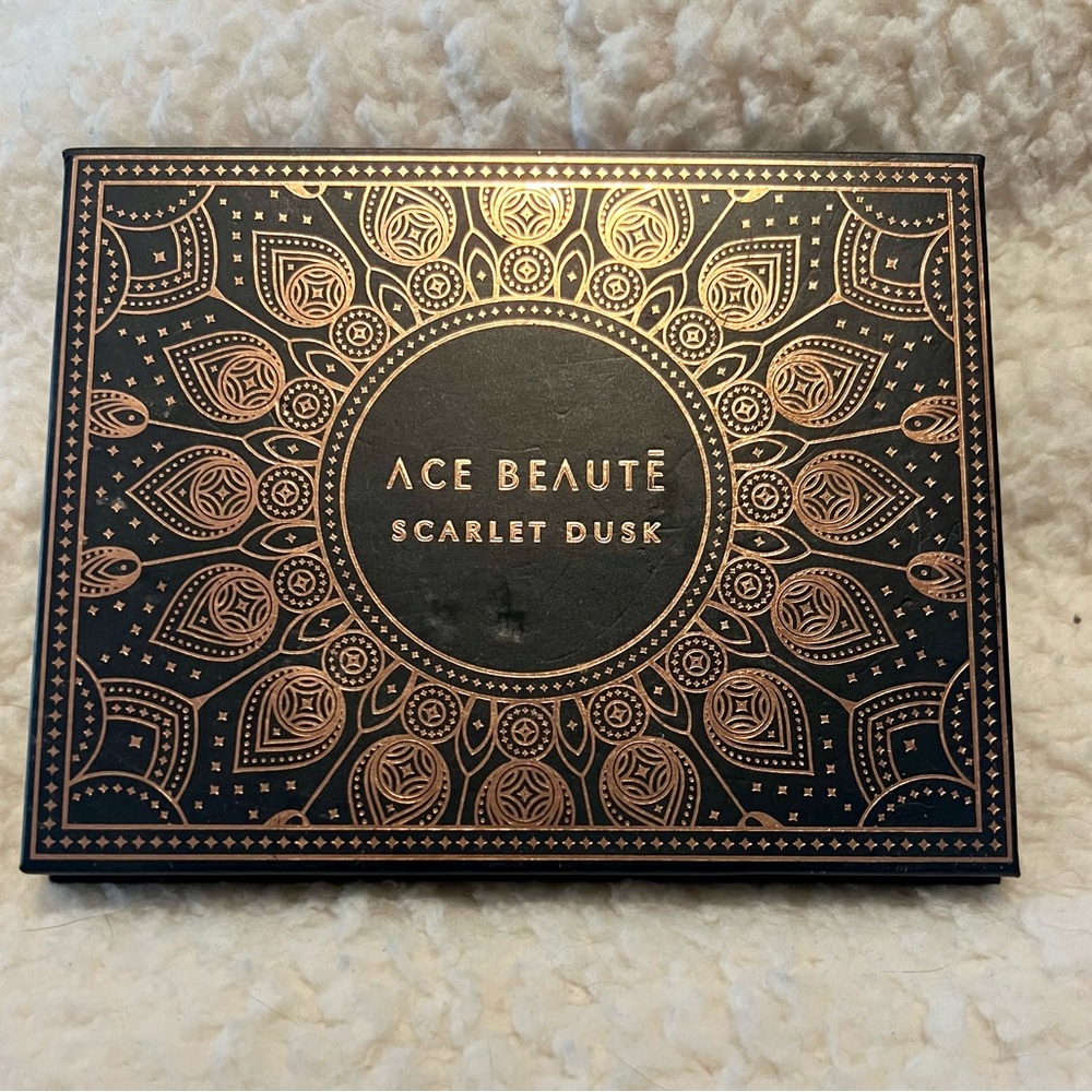 Ace Beaute SCARLET DUSK PALETTE NEW